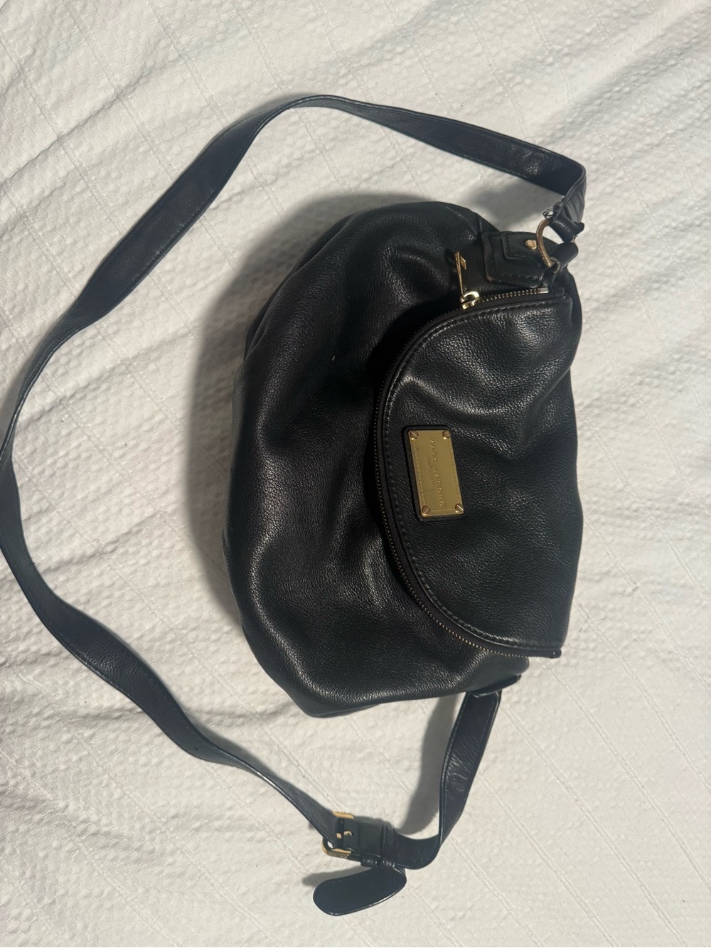 Marc Jacob’s Black Leather Crossbody Shoulder Bag - Designer Style